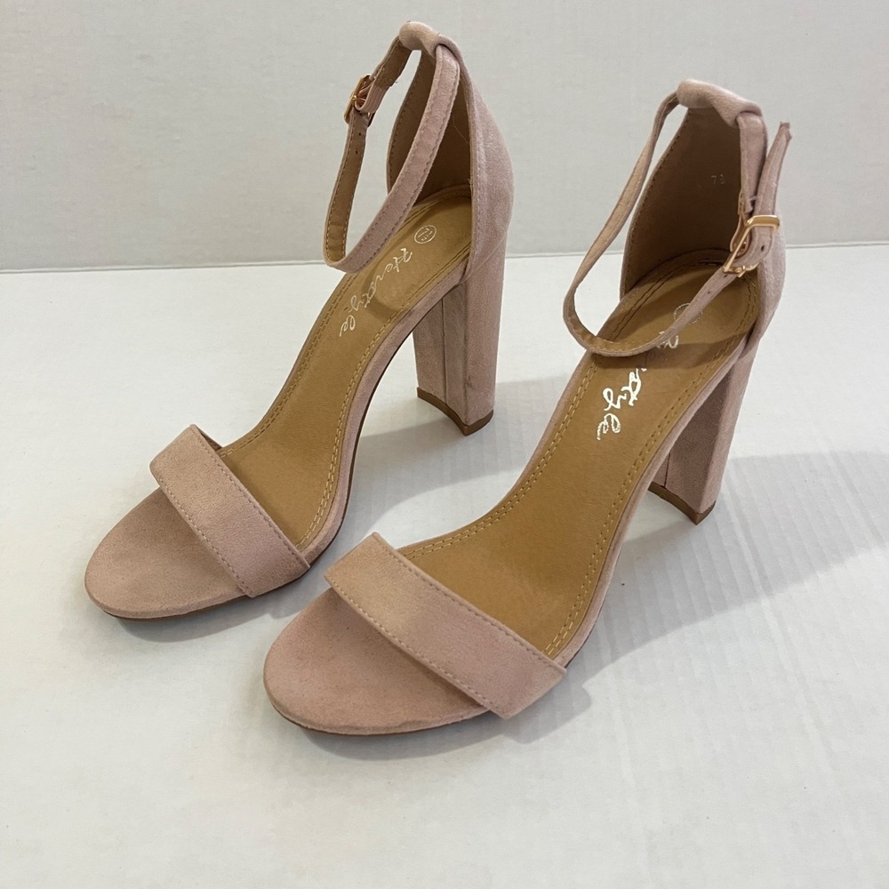 Block Heel Sandals 7.5 Nude Pink Ankle Strap Open Toe Faux Suede Dressy Party